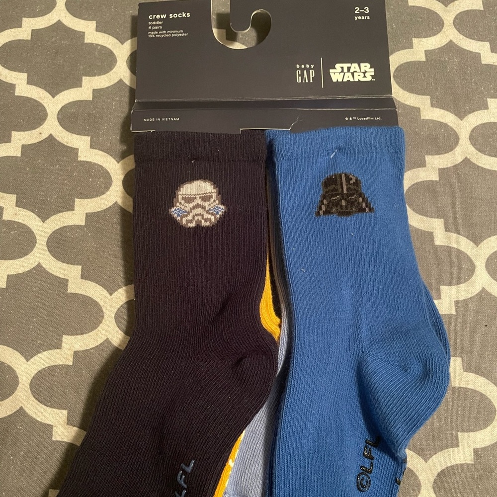 Baby gap Star Wars socks 2-3 years